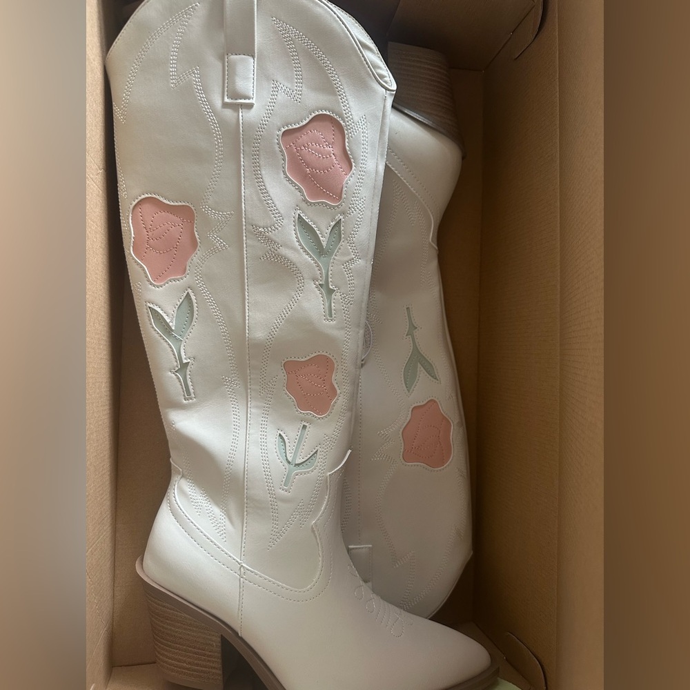 Floral Embroidered White and Pink Western Boots